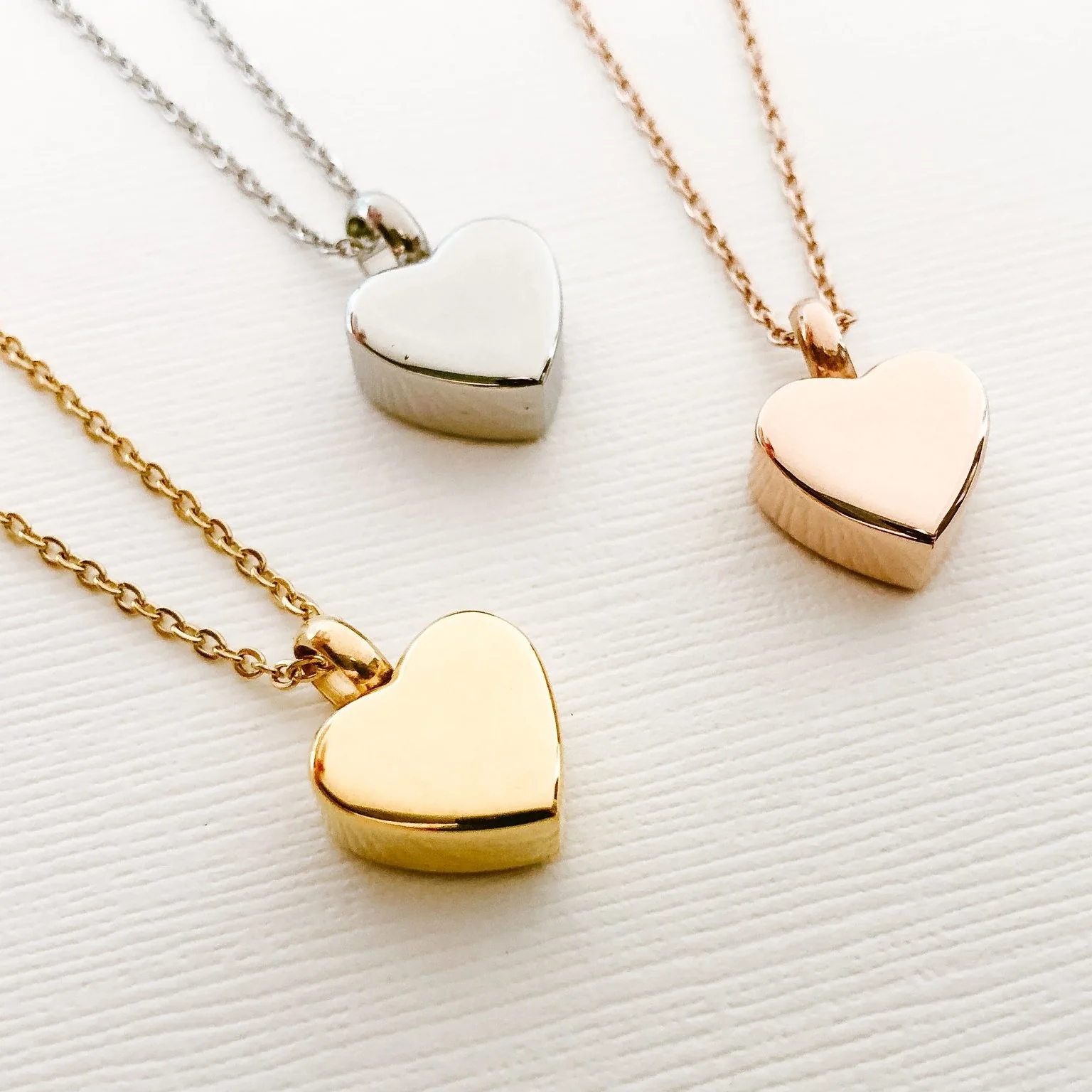 The Amore Cremation Necklace - Image 3