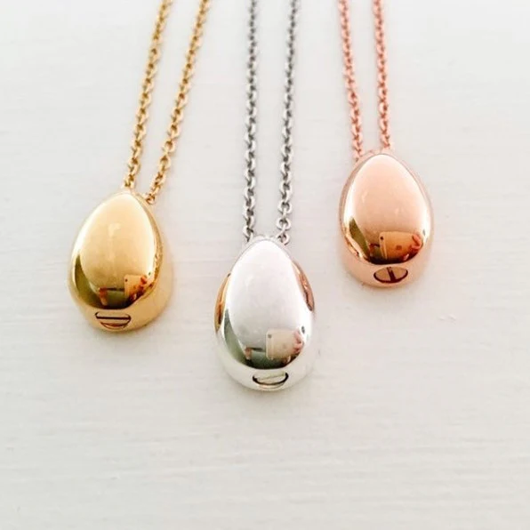 The Hepburn Teardrop Cremation Necklace - Image 6
