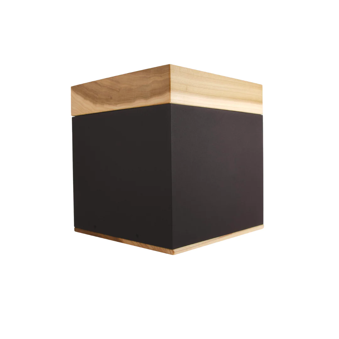 The Lenox Urn in Poplar - Image 7