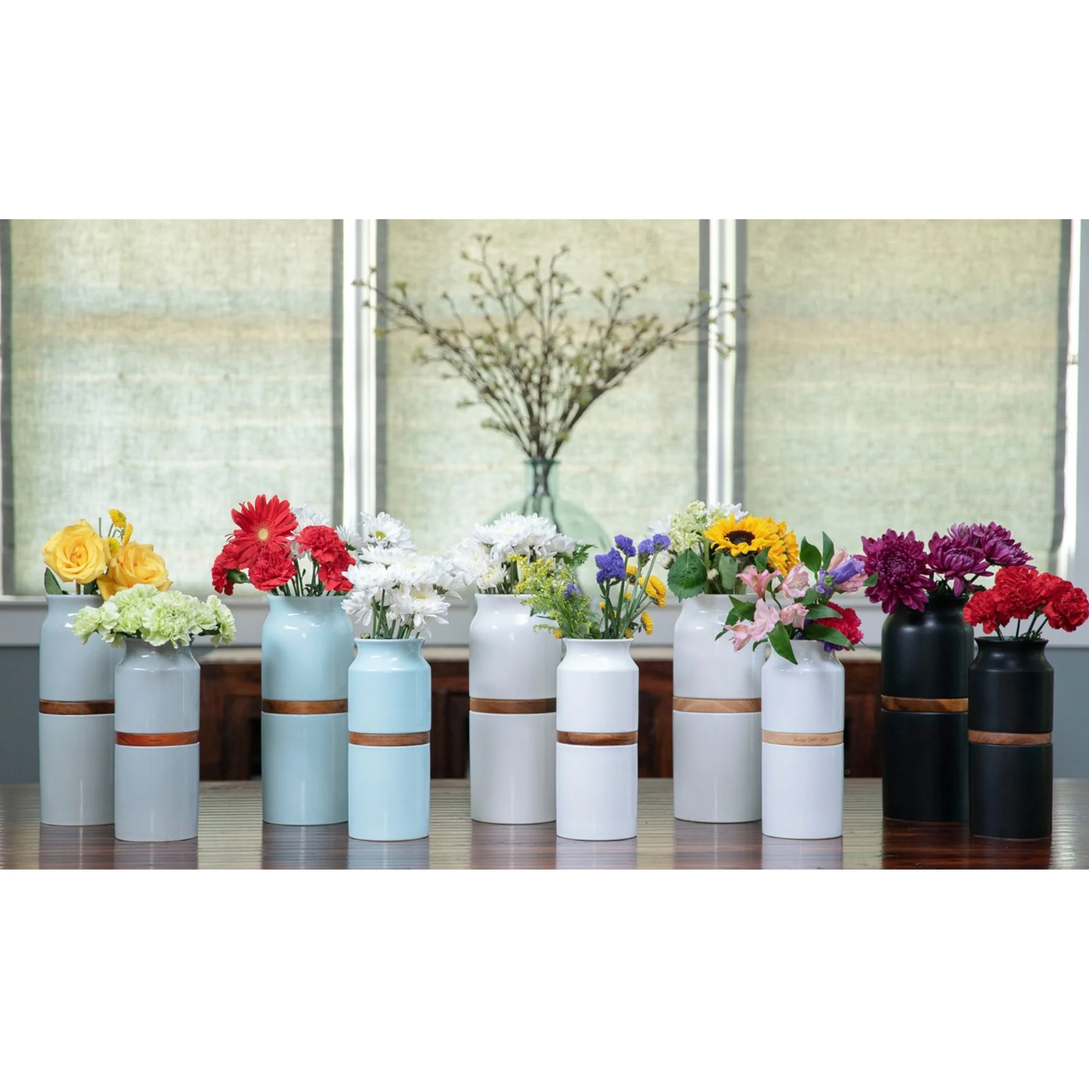 The Vega Vase Urn in Blue - Image 8