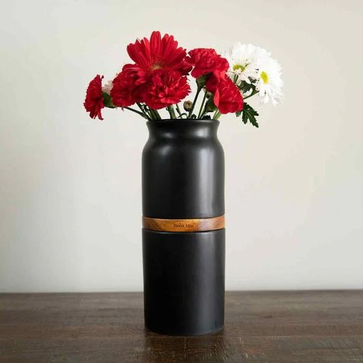 The Vega Vase Urn in Black - Image 6